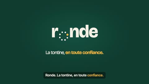 La signature : les huit membres deviennent l'anneau de « ronde ».